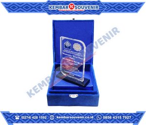 Penghargaan Plakat Akrilik DPRD Provinsi Sumatera Utara