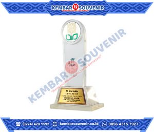 Plakat Penghargaan Kayu PT Uni-Charm Indonesia Tbk.
