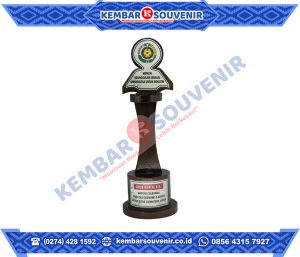 Contoh Piala Dari Akrilik Kota Semarang