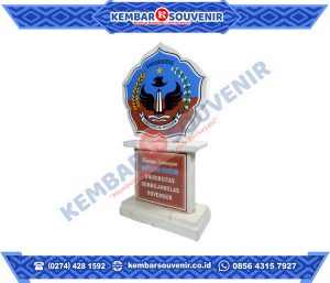 Contoh Plakat Piala PT Dirgantara Indonesia (Persero)