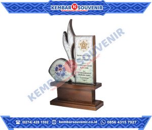 Piala Akrilik DPRD Kabupaten Sintang