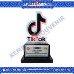Contoh Piala Dari Akrilik STKIP Muhammadiyah Sampit