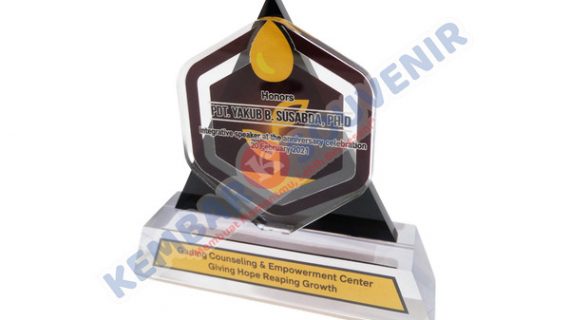 Vandel Penghargaan PT Himalaya Energi Perkasa Tbk