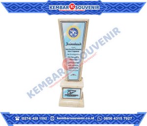 Contoh Desain Plakat Kayu DPRD Kota Jayapura