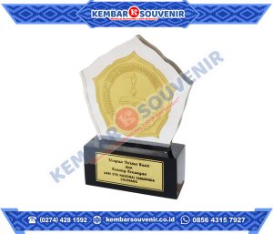 Piala Acrylic Akademi Pertanian Yogyakarta