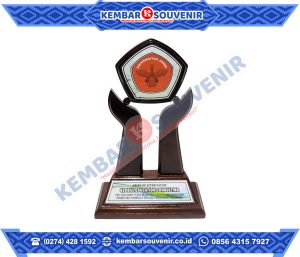 Jenis Jenis Plakat Penghargaan PT Pelabuhan Indonesia II (Persero)