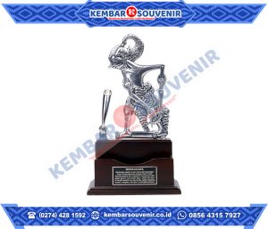 Piala Bahan Akrilik Kabupaten Kebumen