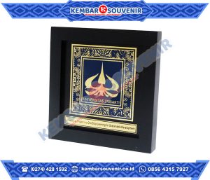 Souvenir Acrylic Institut Studi Islam Fahmina (ISIF)